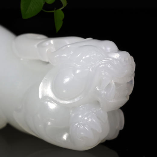 和田玉（羊脂玉）俄料挂件--貔貅   34.4g 商品图6