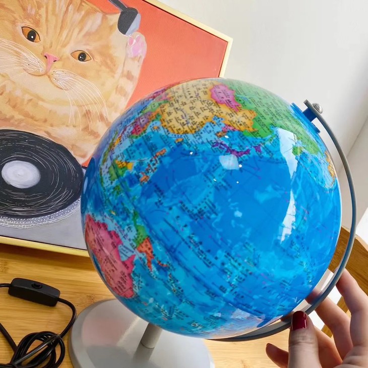 vr魔幻地球仪 让孩子可以在家看世界!最高端的黑科技!用十年都不会坏!