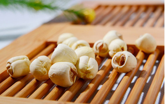 兴国县238g百丈泉白莲