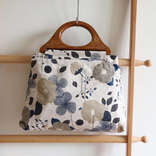 HUJI祤集Embrace手提包插画素雅花朵 商品图2