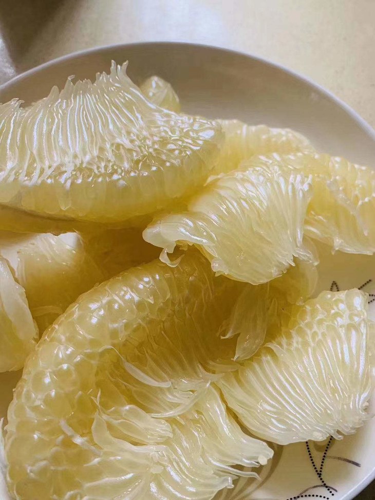 好柚子真的少 口61清感69甜,柚69粒比较大,真61让正69你