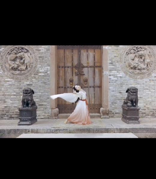 古风的《左手指月》 商品图0