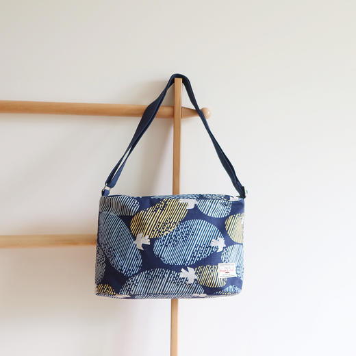 HUGOJIRO中号斜挎包插画燕子一号 商品图0