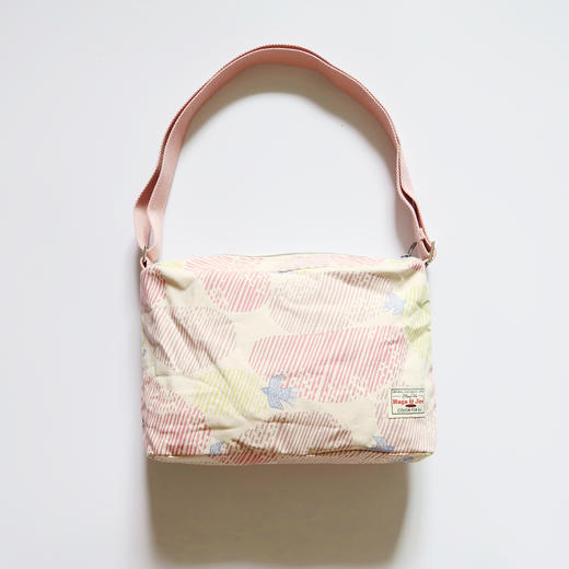 HUGOJIRO中号斜挎包插画燕子一号 商品图3