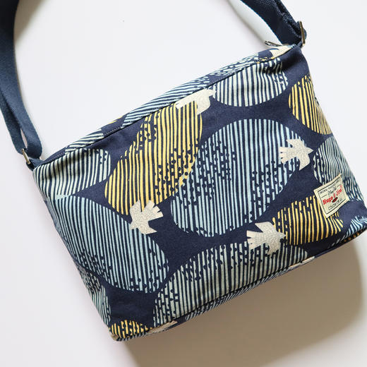 HUGOJIRO中号斜挎包插画燕子一号 商品图1