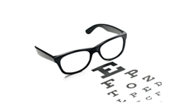 长时间戴眼镜，真的会使眼睛变形？