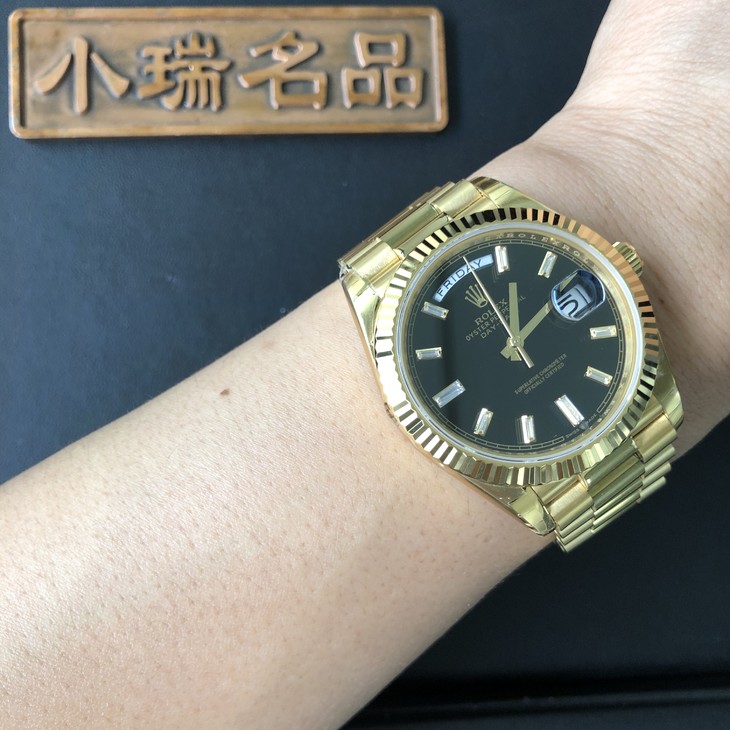 【包金款】40星期日历型，黑面钻刻度