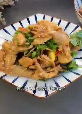 凉拌鸡腿肉