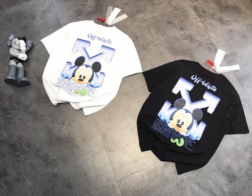 点此购买 off×迪士尼男女款米奇毛毛虫短袖t恤 ks147910