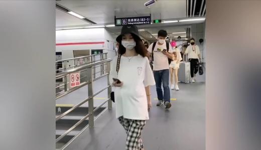 孕妇这样穿,医生都说美 商品图0