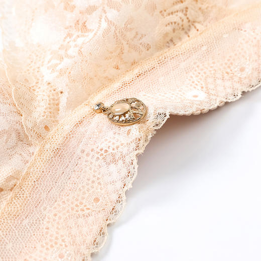 【秒杀品不退不换】皇家丽美薄款夏季无钢圈大码薄杯内衣WWQ001-1 商品图1