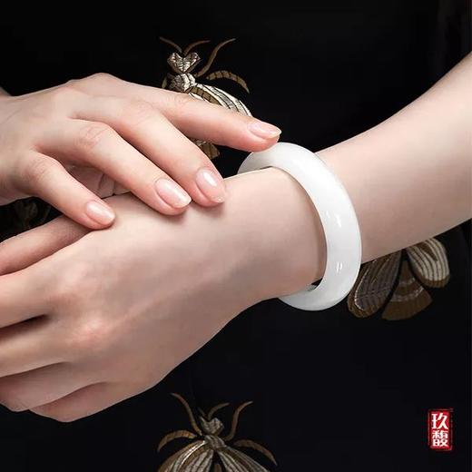 平安镯（白玉+碧玉礼盒） 商品图1