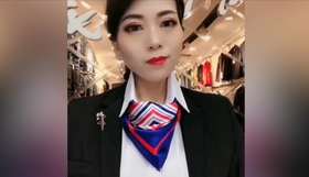 50岁的大妈化妆成了30岁小姐姐