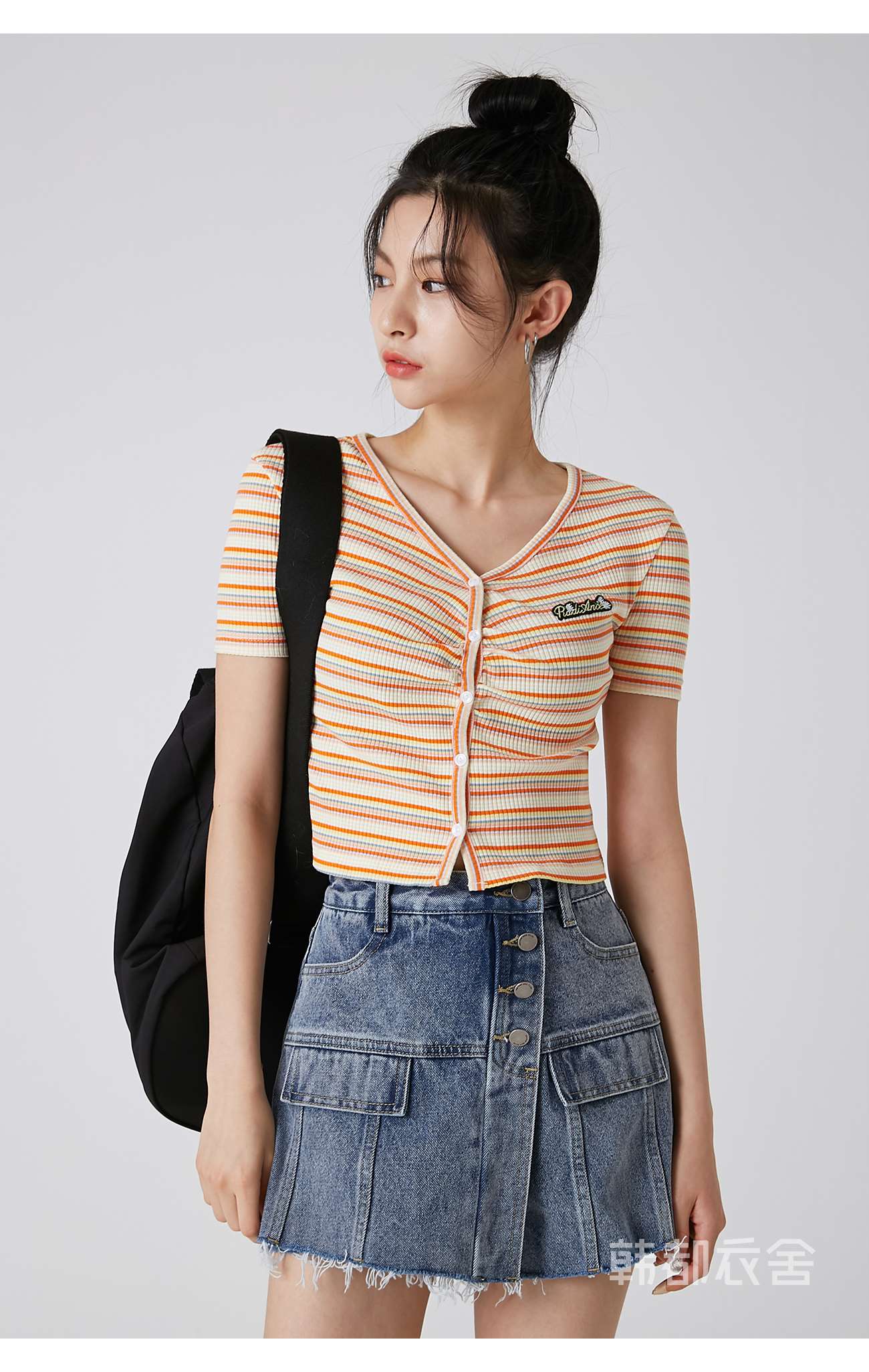 韩都衣舍2020夏季新款v领条纹高腰上衣心机设计短袖t恤女re7388耒