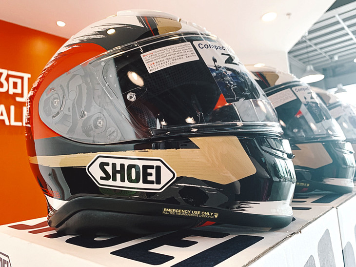 shoei z7 招财猫电源 黑蚂蚁仙鹤 头盔全盔跑盔