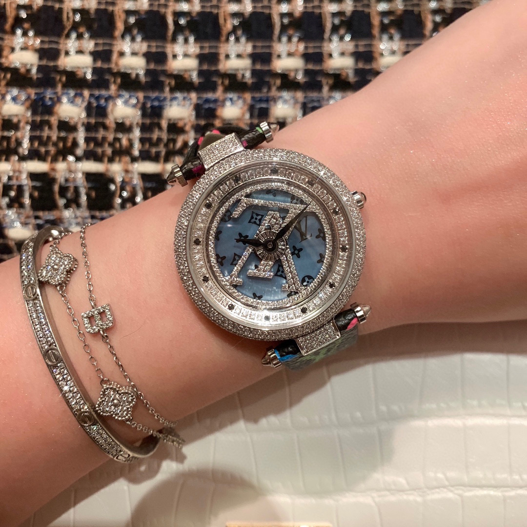 让你时时刻刻都时来运转 好运转到你身边,不停的旋转着表盘