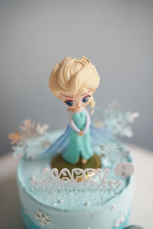 渐变艾莎公主（玩偶沉，单独放）（外面颜色白奶调色） 商品图1