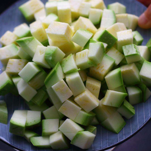 净菜:西葫芦丁8mm/500g