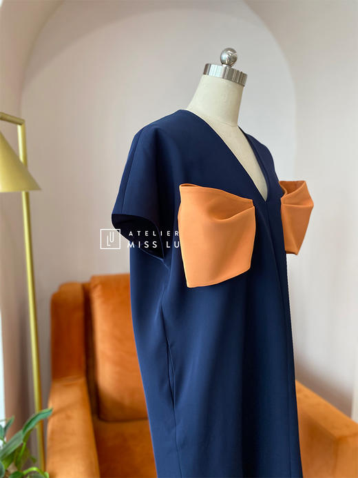 AtelierMissLu— “大可爱小放飞” 蓝橘撞色大蝴蝶结俏皮登山度假宽松连身裙 / 0000611 商品图6