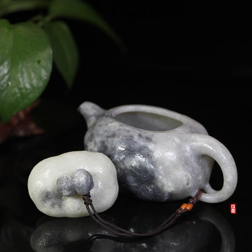 和田玉（青花）玉壶--供春壶（宋鸣放6616）309.82g 商品图3