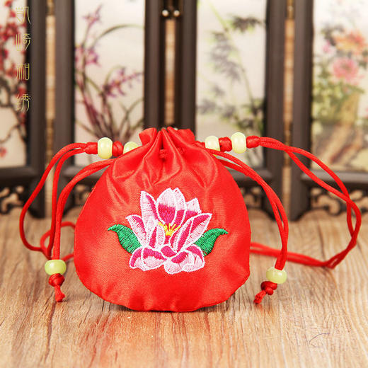 湘绣香囊香包袋 艾叶玫瑰香包驱蚊小袋子 异域刺绣荷包 香包布艺麻布满包小锦囊 茉莉香包 商品图0