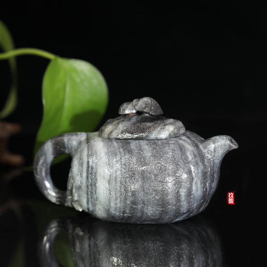 和田玉（青花）玉壶--供春壶（宋鸣放6600）197.68g 商品图1