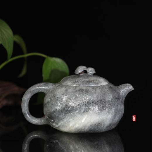 和田玉（青花）玉壶--供春壶（宋鸣放6602）420g 商品图1