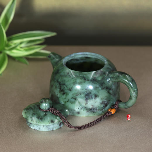 和田玉（碧玉）玉壶--贵妃壶（宋鸣放6668）151.52g 商品图2