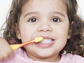 宝宝乳牙喜欢的营养素