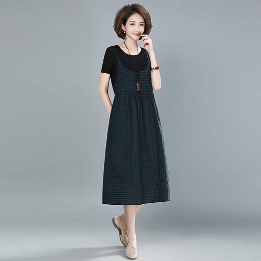 WZNH-JYJ9930夏新款短袖修身百搭女装夏天时尚显瘦网红潮流时尚套装 商品图3