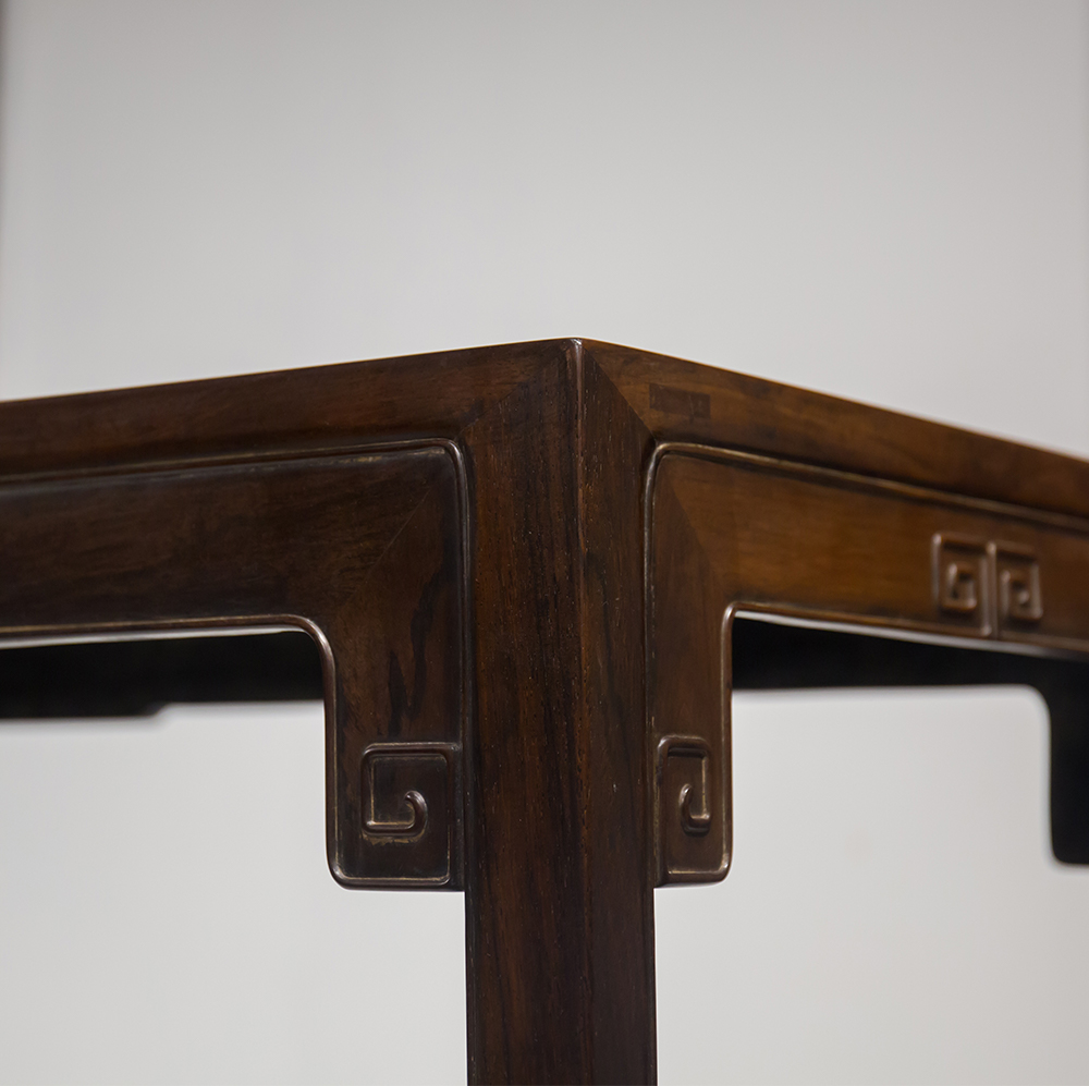 清 红木四面平回纹画桌