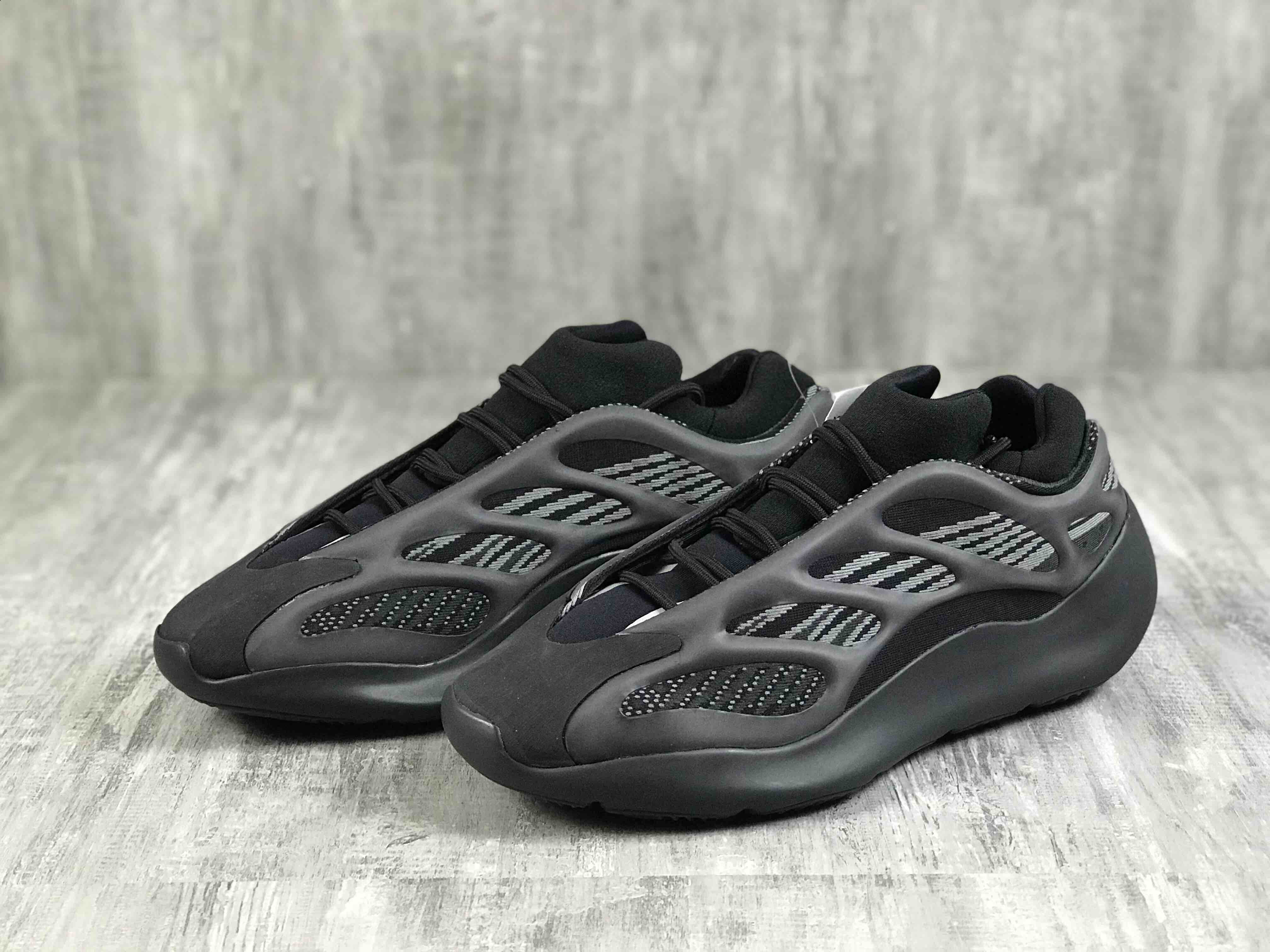 (年末特价)男女 yeezy 700 v3 黑魂 椰子老爹鞋