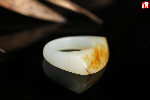 和田玉籽料扳指 赠证书（证书编号GA200701255） 净重：6.09g 商品图2