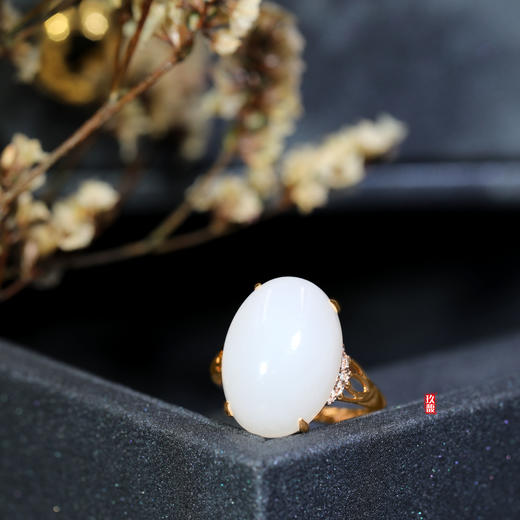 18K玫瑰金和田玉（白玉)镶钻戒指--亭亭玉立 /蛋面13*18mm（戒圈请留言备注） 商品图1