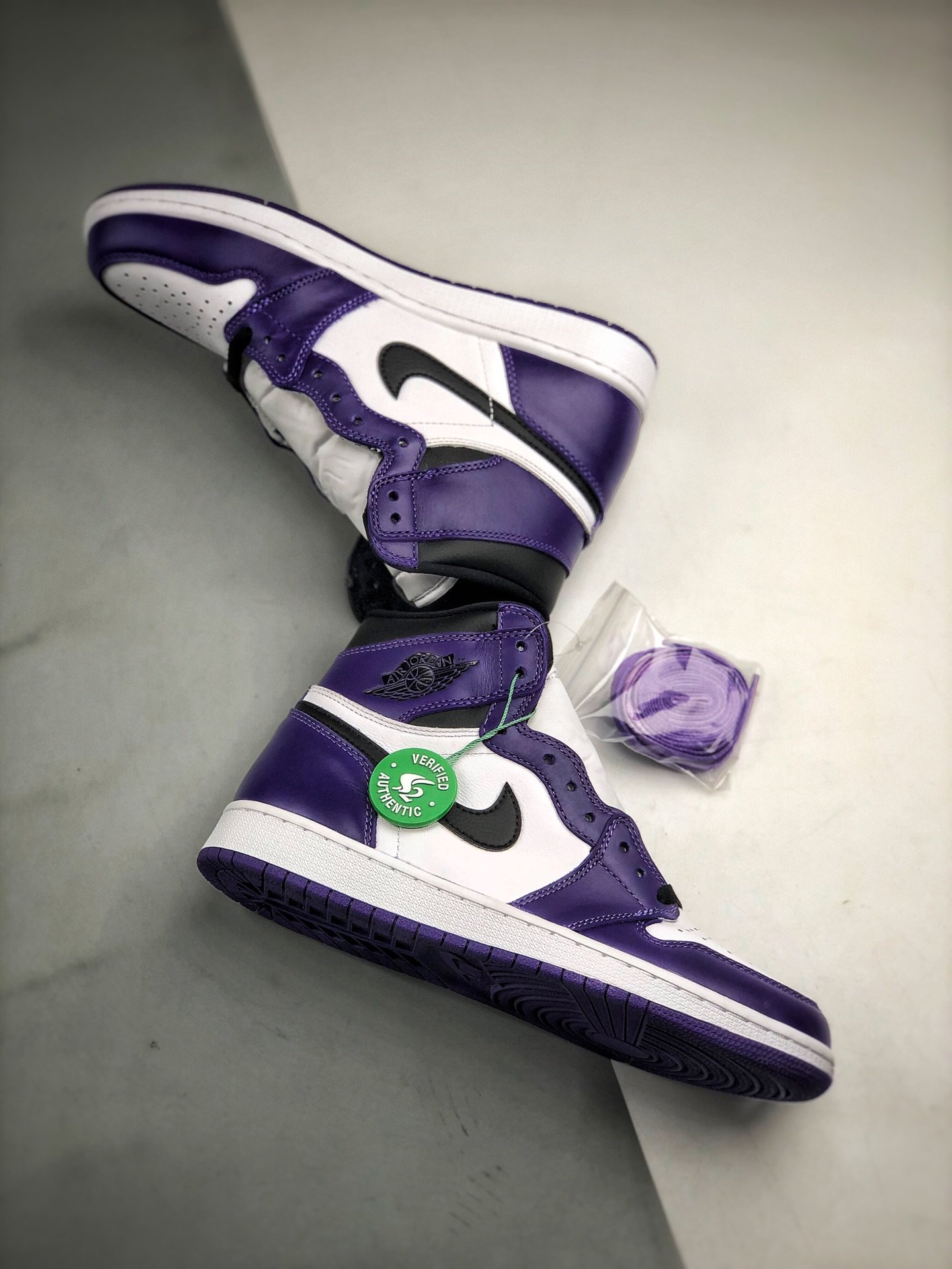 男鞋airjordan 1 retro "court purple" 紫脚趾 白紫新版休闲板鞋 aj1