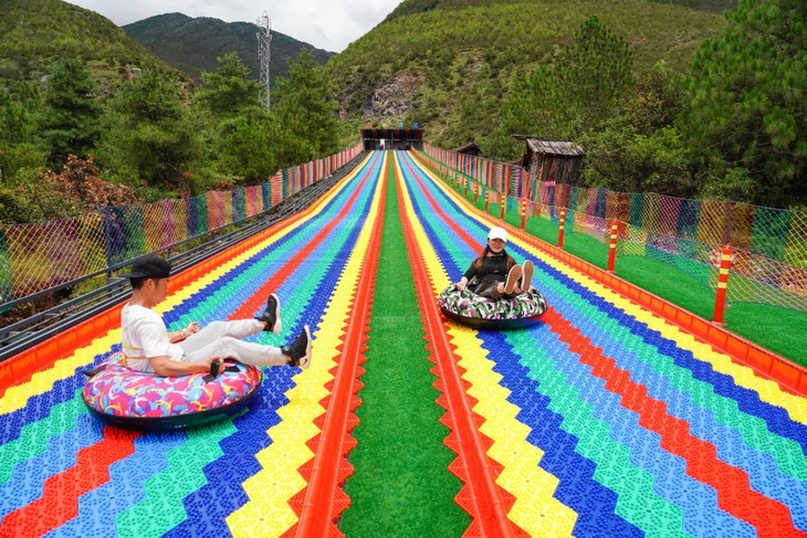 【猎鹰谷】35元/次彩虹滑道体验券;55元/次林空穿越体验券 - 丽江读本