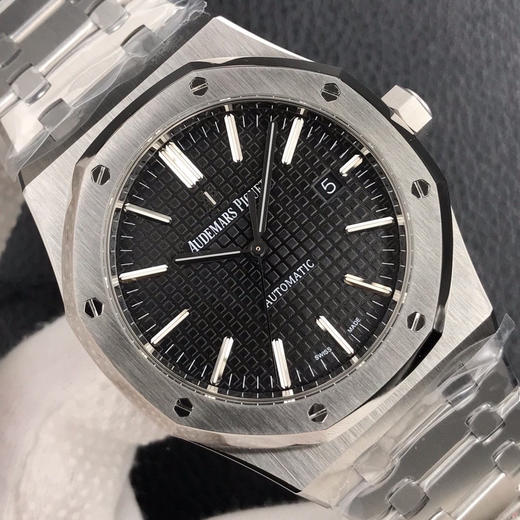 ZF重新定义！爱彼皇家橡树15400系列！解决长久以来各大厂家都无法突破的难题
【技术突破】
1️⃣.解决厚度问题，采用9015机芯改爱彼 商品图3