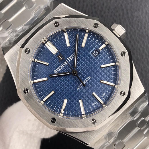 ZF重新定义！爱彼皇家橡树15400系列！解决长久以来各大厂家都无法突破的难题
【技术突破】
1️⃣.解决厚度问题，采用9015机芯改爱彼 商品图3