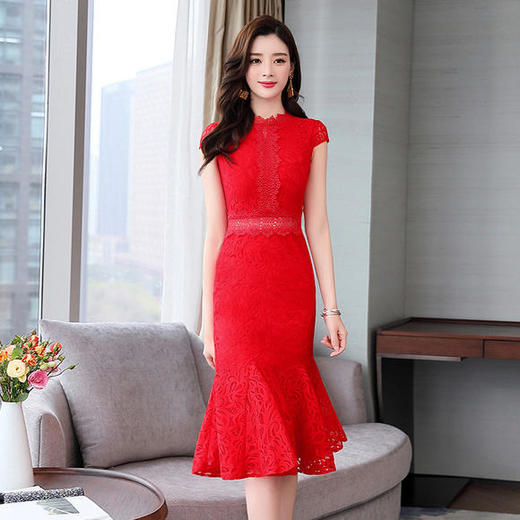 HRFS-MLJL9902新款潮流时尚气质圆领短袖蕾丝中长连衣裙 商品图2