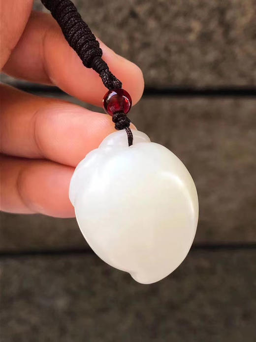 d86690和田玉如意桃子