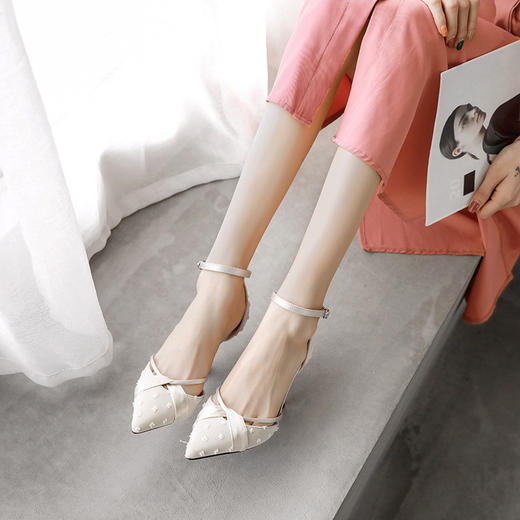 TFY-8222新款粗跟单鞋女时尚尖头中跟仙女鞋 商品图3