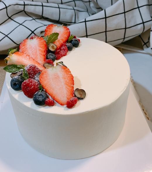 狮子家-ins风简约生日蛋糕 纪念日蛋糕 聚会 仪式感必备 商品图0