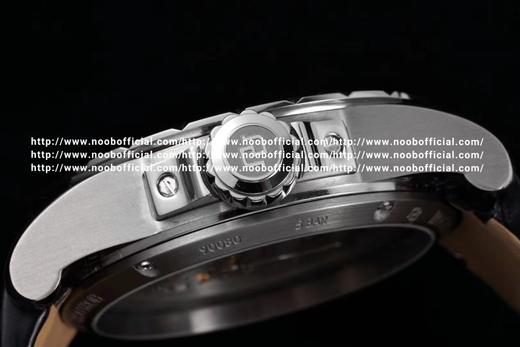 量产不多，接受预订TBF推出罗杰杜彼王者系列DBEX0542（0543）腕表从购买原装到出货整整17个月时间，没有参照没有前例机芯方面，光一颗9时位小秒珍珠陀机芯都需要专门去定制乃独家机芯，在稳定性上 商品图8