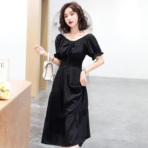 HZYY-XM8033新款一字肩气质收腰显瘦中长款连衣裙 商品图1