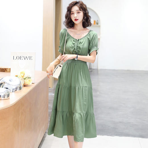 HZYY-XM8033新款一字肩气质收腰显瘦中长款连衣裙 商品图0