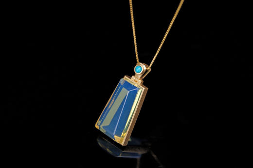 夏日清新 · 多米尼加蓝珀18K喷砂黄金镶嵌绿松石吊坠  特价 商品图3