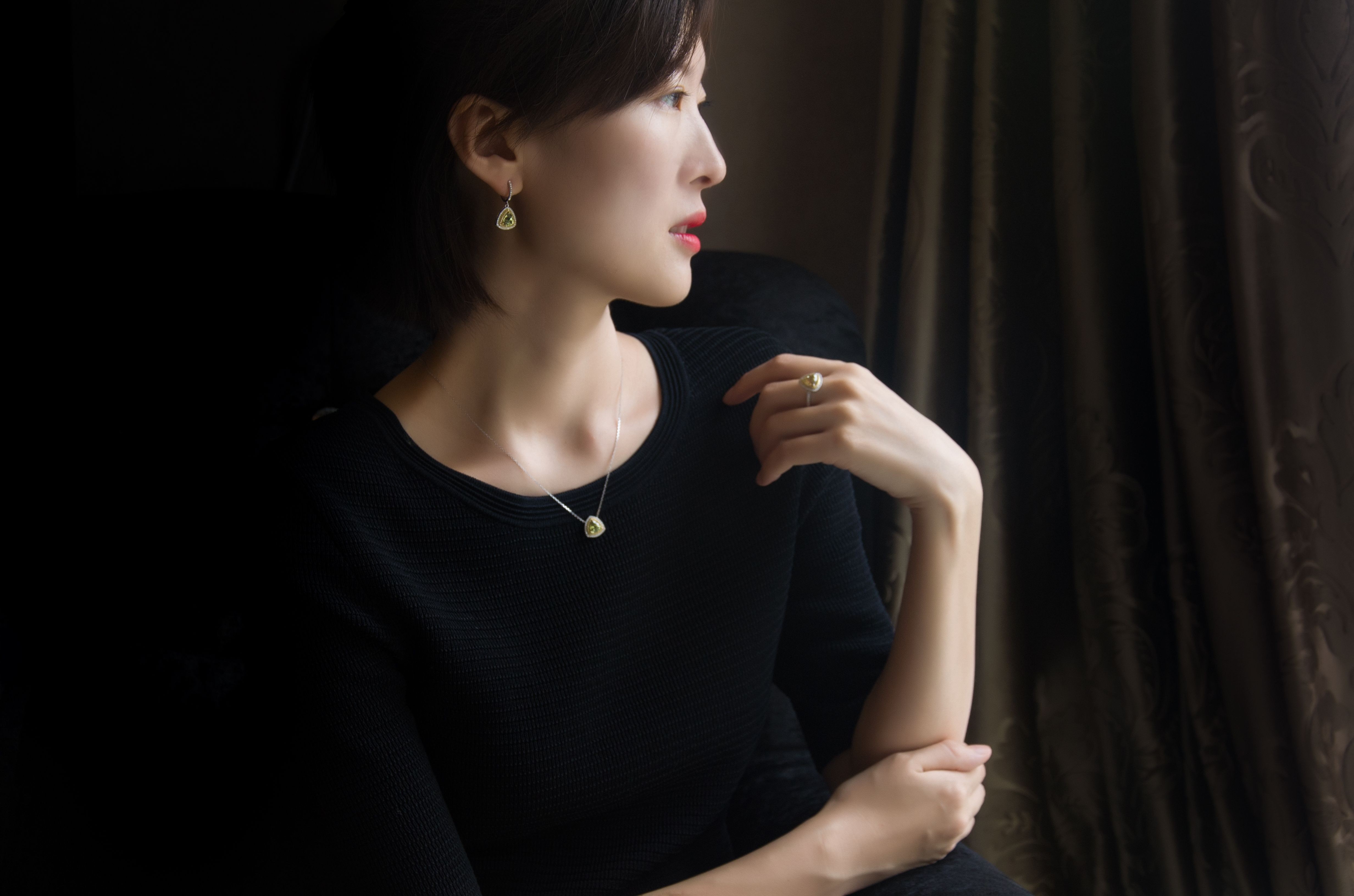 18k金金绿宝石几何简约品味耳坠angiebella珠宝格格