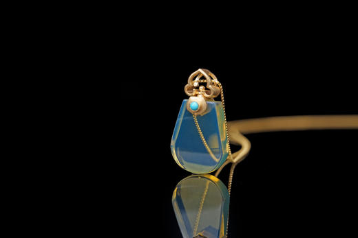 如意·多米尼加蓝珀18K喷砂黄金镶嵌绿松石吊坠 商品图1