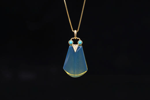 多米尼加蓝珀18K喷砂黄金镶嵌绿松石吊坠 商品图0