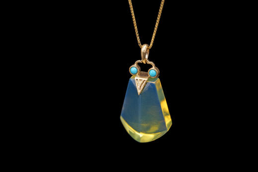 多米尼加蓝珀18K喷砂黄金镶嵌绿松石吊坠 商品图1